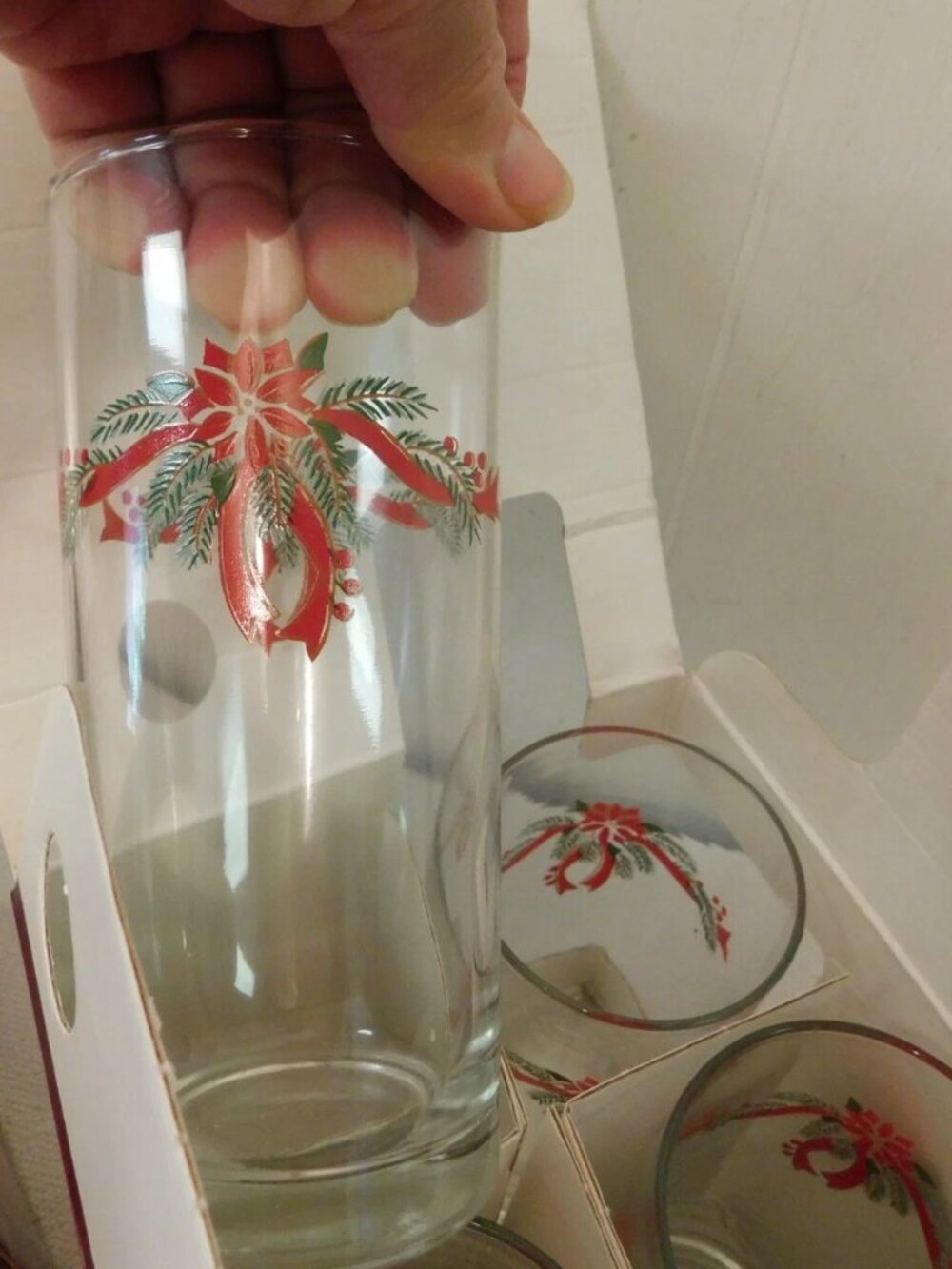 Anchor Hocking Poinsettia & Ribbons 8 pc Holiday Iced Tea Glasses Set NIB 15 oz
